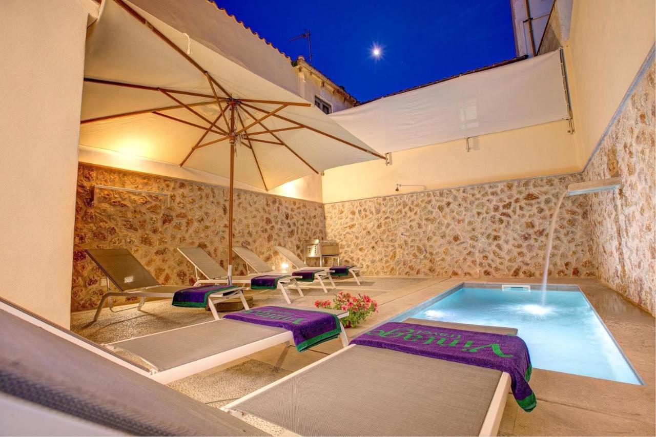 Lhorta By Vintage Travel Villa