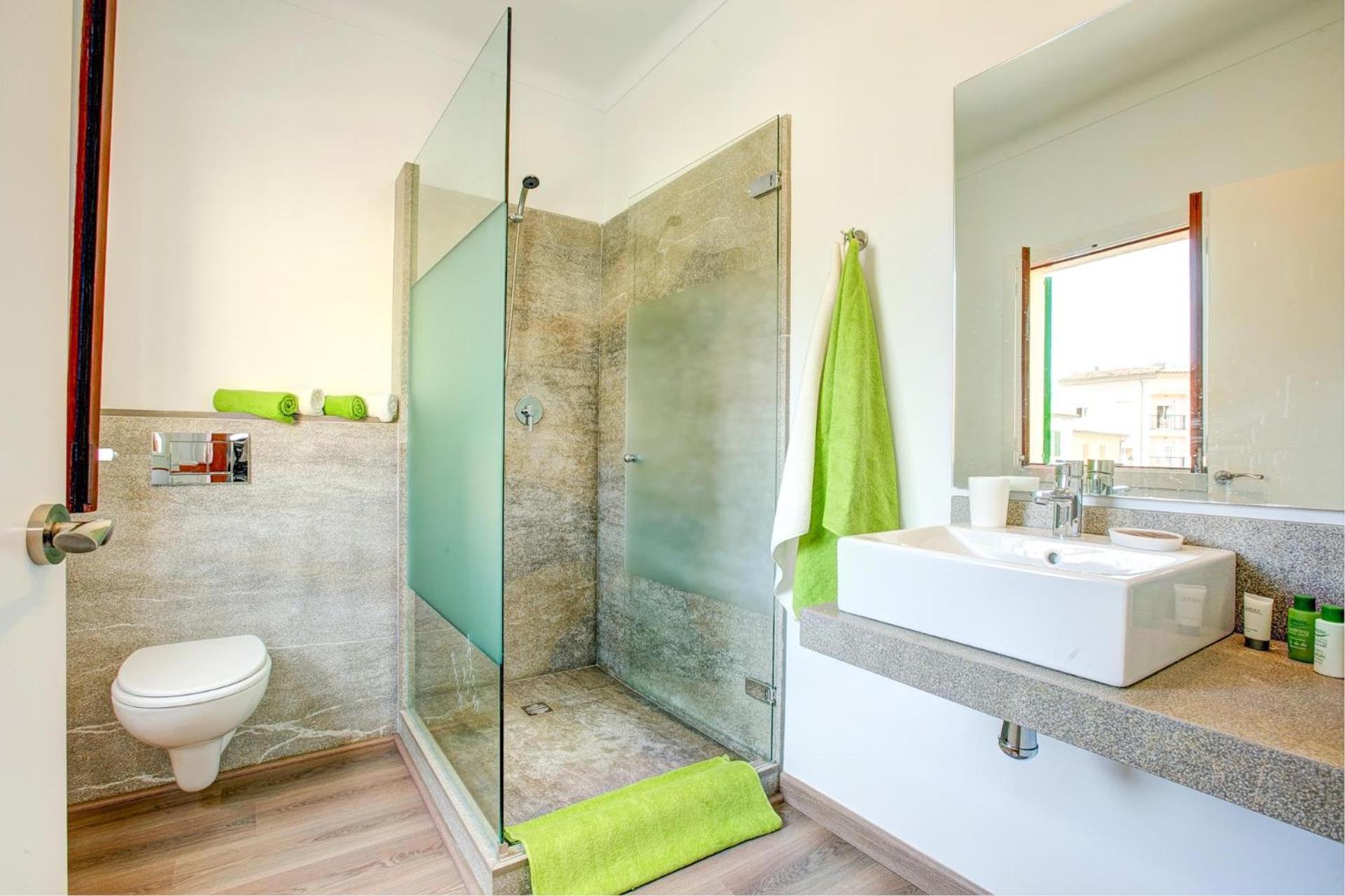 Villa Lhorta By Vintage Travel